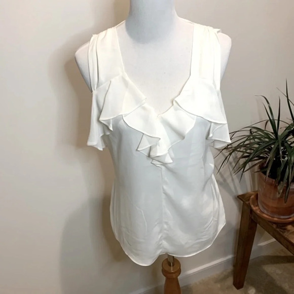 EXPRESS women’s elegant white top with ruffles and partially open back Sz S - Picture 1 of 6